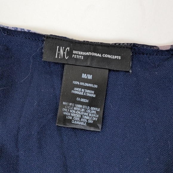 INC Long Sleeve Navy Top V-Neck Plunge Neckline Floral Mesh Lined Fitted - Picture 2 of 10